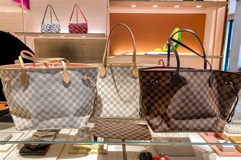 louis vuitton kona hawaii|Louis Vuitton Hawaii exclusive.